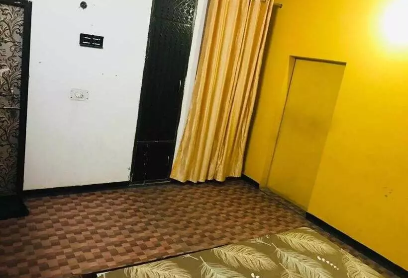Oyo Hotel Hometown