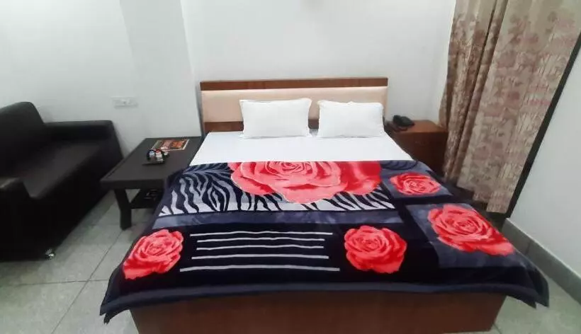 Oyo Hotel Tulip Inn