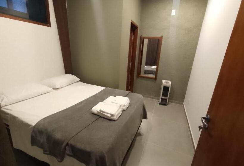 پانسیون Cinza Outono Suítes