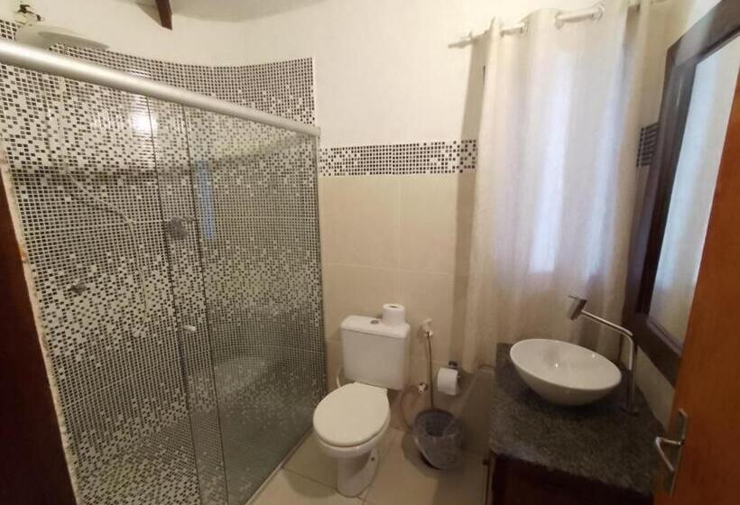 پانسیون Cinza Outono Suítes