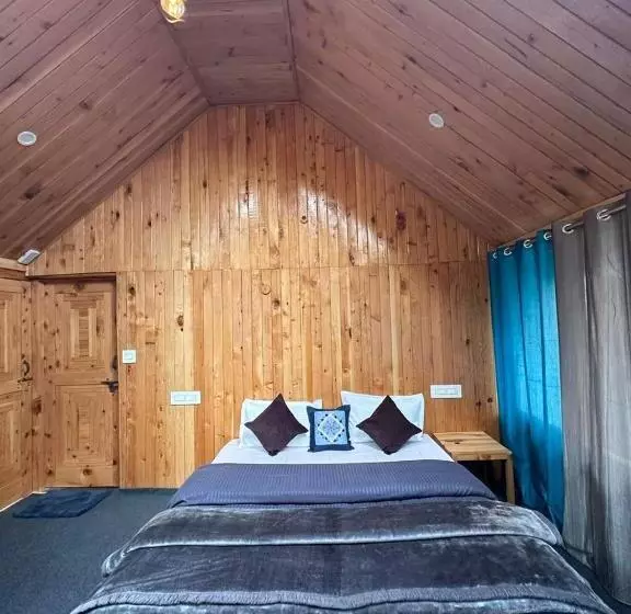 ペンション Cottage By The Forest Pinnacle & Cafe Tandi Jibhi