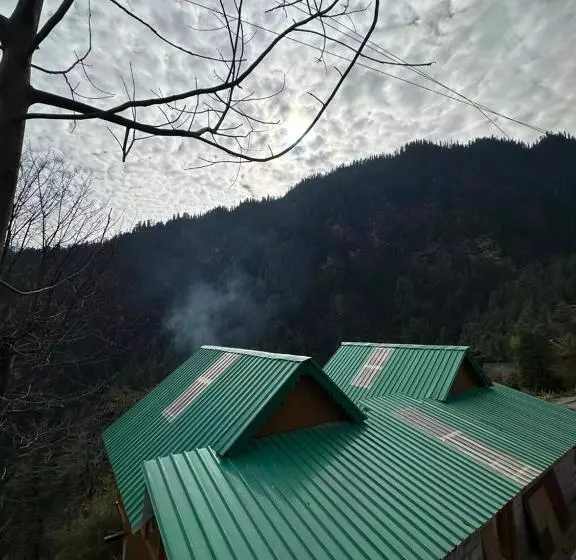 ペンション Cottage By The Forest Pinnacle & Cafe Tandi Jibhi