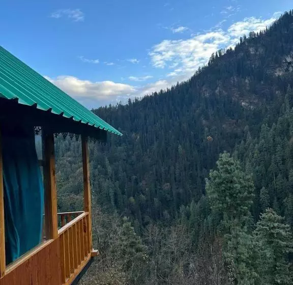 ペンション Cottage By The Forest Pinnacle & Cafe Tandi Jibhi