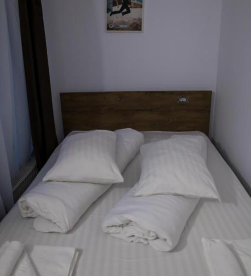 פנסיון Dor De Munte Straja