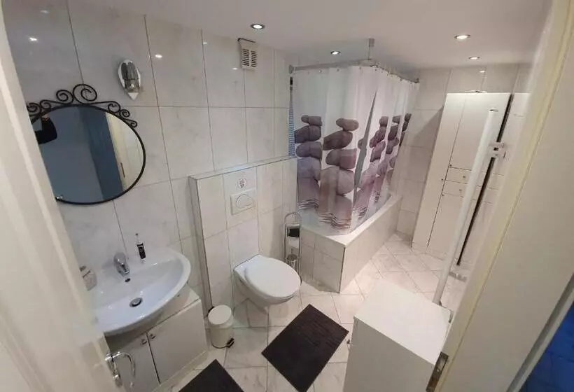 ペンション @ Home Zimmervermietung