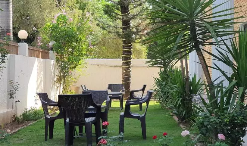 پانسیون Infinity Villa