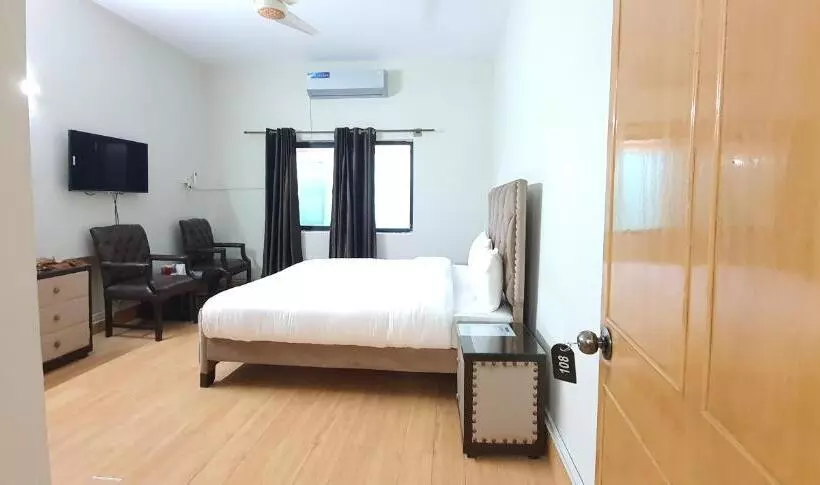 پانسیون Infinity Villa