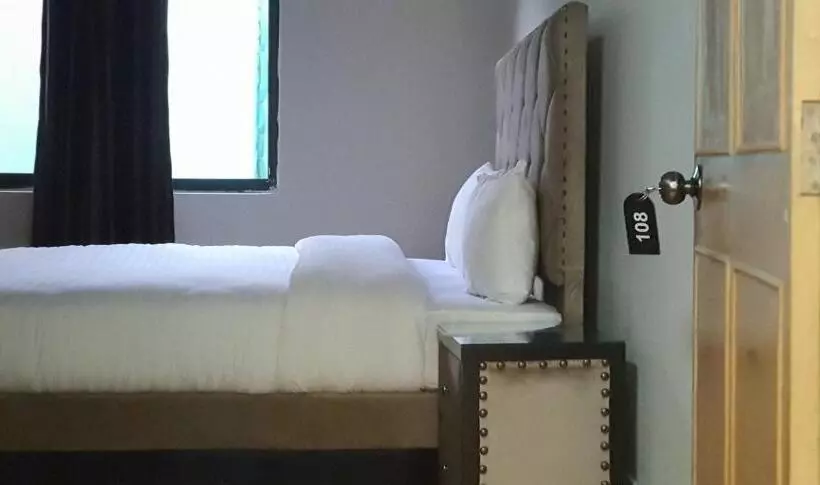 پانسیون Infinity Villa