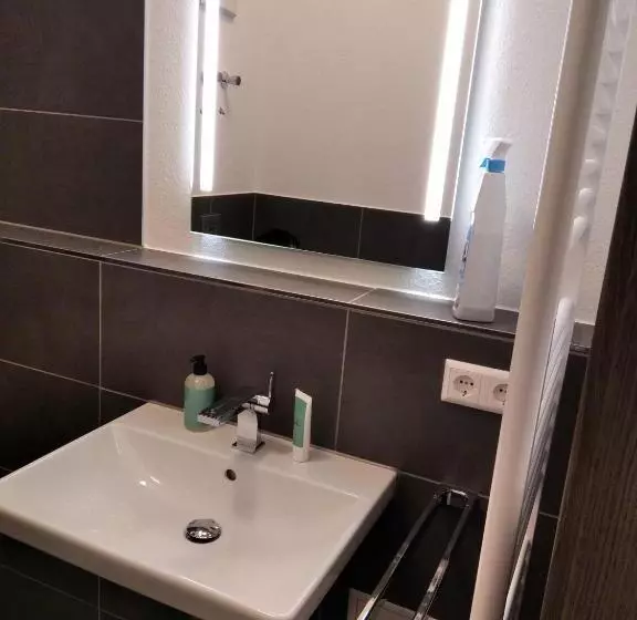 ペンション Sroom Stuttgart Flughafen Messe