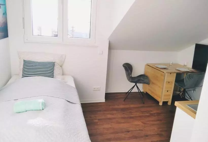 ペンション Sroom Stuttgart Flughafen Messe