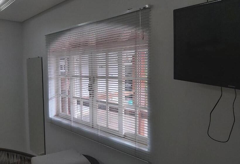 호스텔 Cristal Do Guarujá Pousada