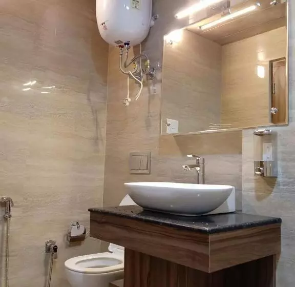 Aamiaismajoitus (B&B) Aranyavilas