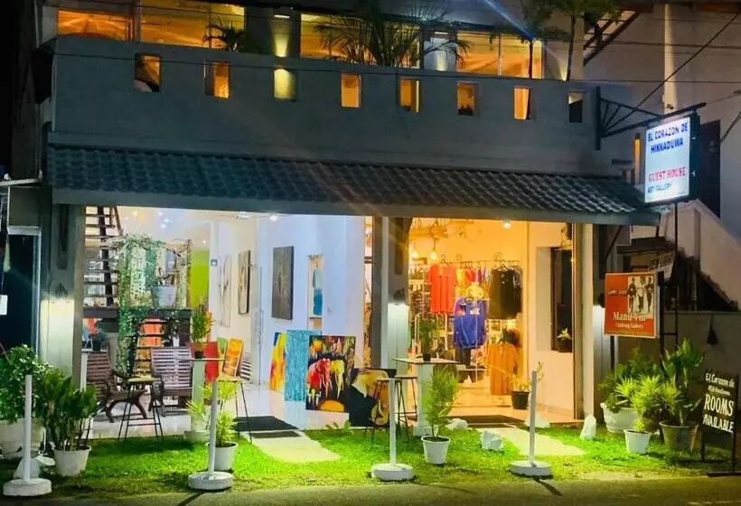 Aamiaismajoitus (B&B) El Corazon De Hikkaduwa