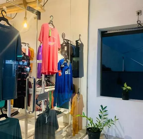 Aamiaismajoitus (B&B) El Corazon De Hikkaduwa