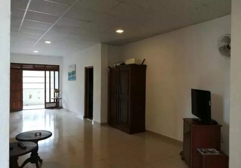 Aamiaismajoitus (B&B) El Corazon De Hikkaduwa