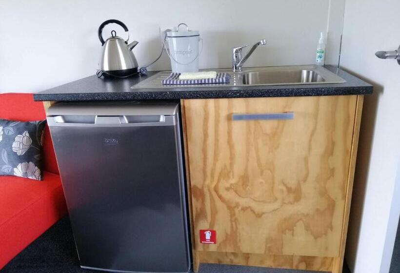 Bed and Breakfast Scenic Waterways Retreat