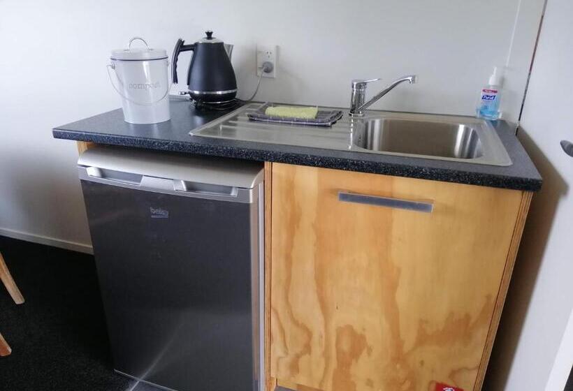 Bed and Breakfast Scenic Waterways Retreat