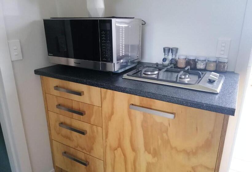 Bed and Breakfast Scenic Waterways Retreat