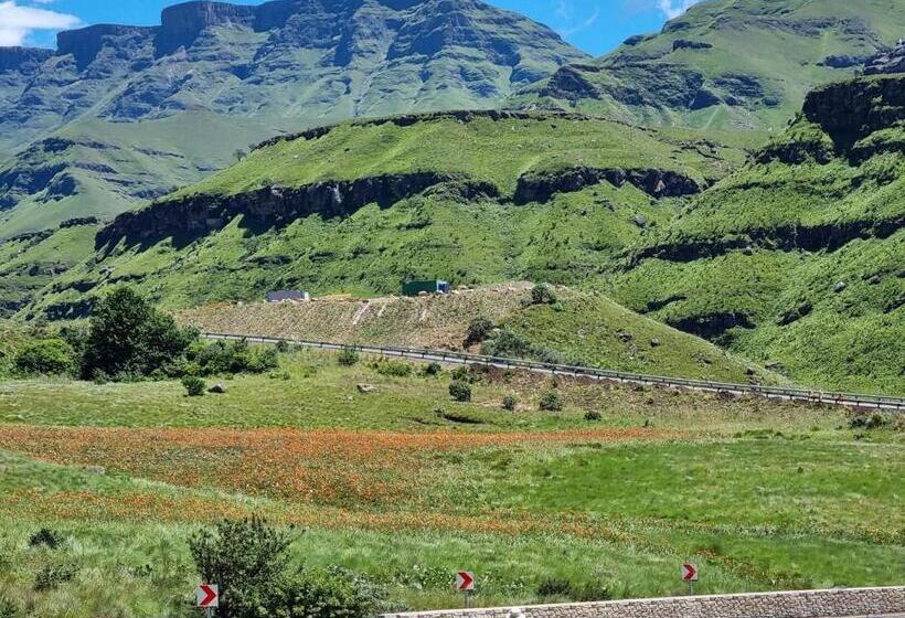 민박 Yellowwood Cottage