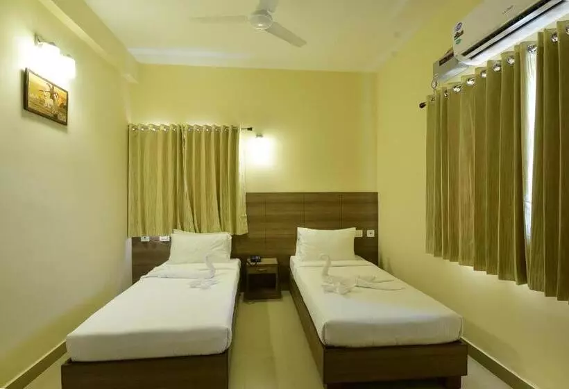 ホテル Brindhavan Residency