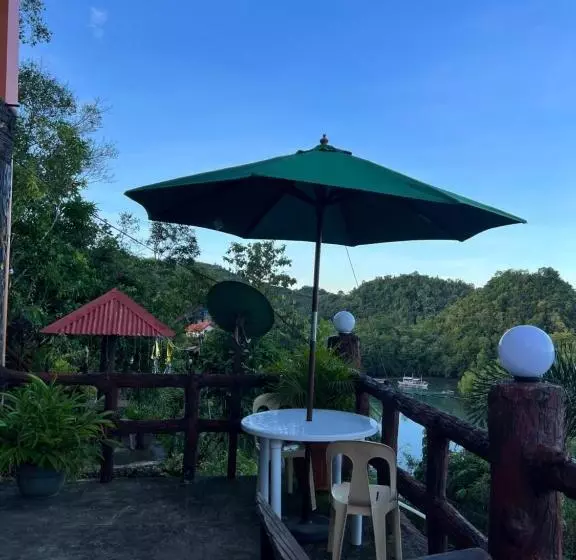 Hotelli C View Resort