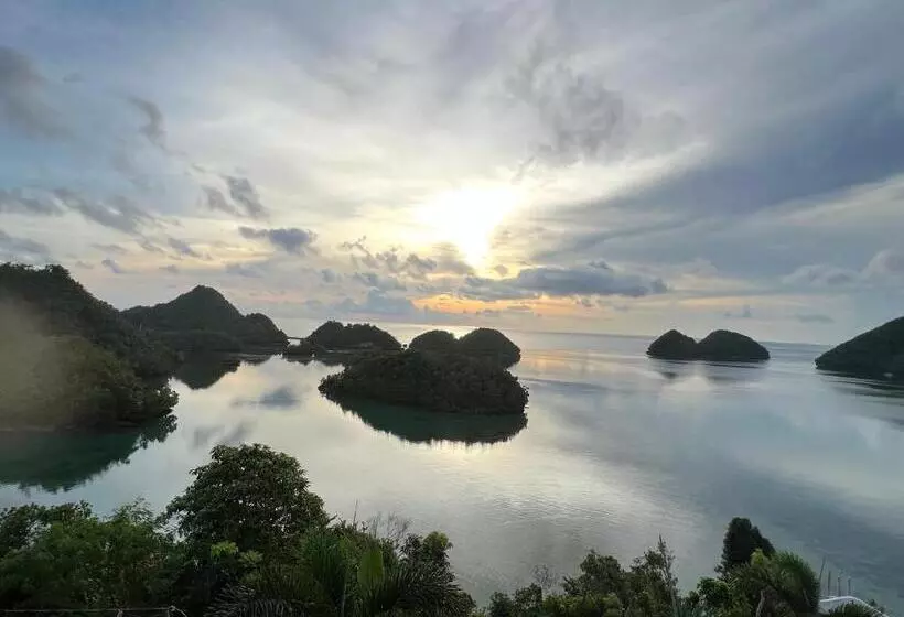 Hotelli C View Resort