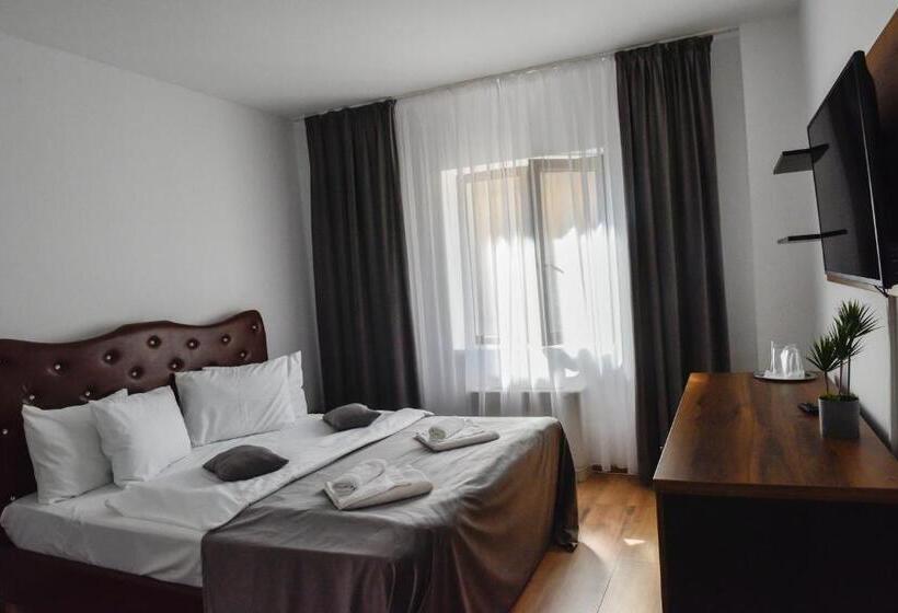 בית מלון כפרי Darina Tarnaveni