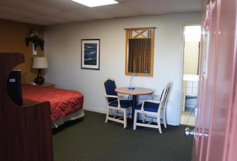 ホテル Royalinn & Suites