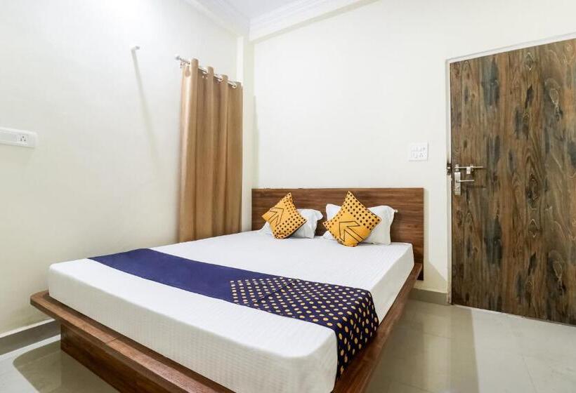 Hotel Spot On 40073 Yash Homestay