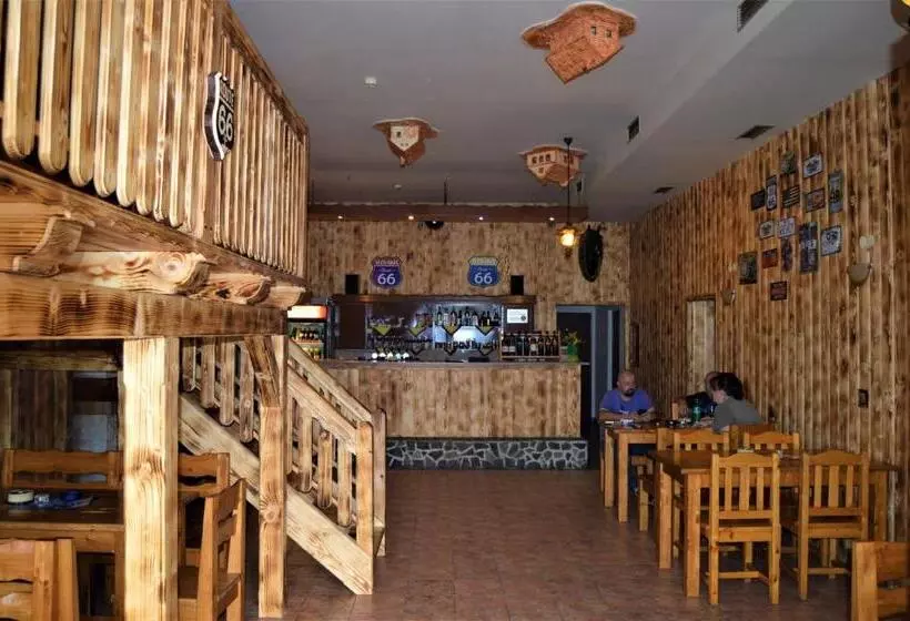 Motel Route 66 Lopej