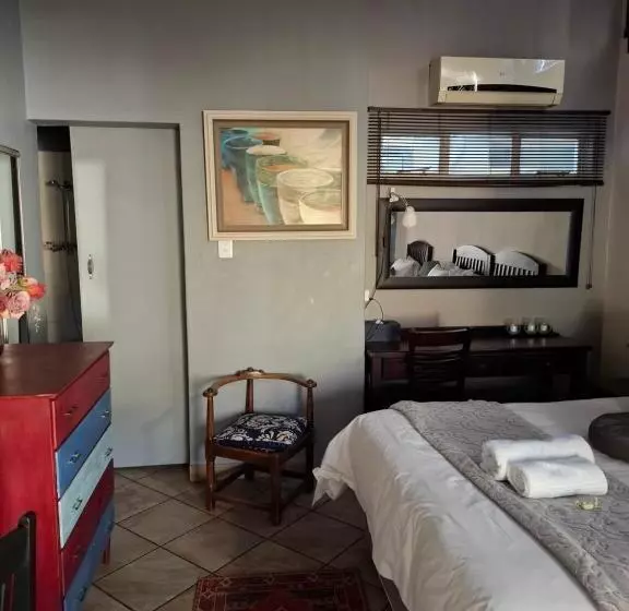 Majatalo Big Tree Guesthouse Brits