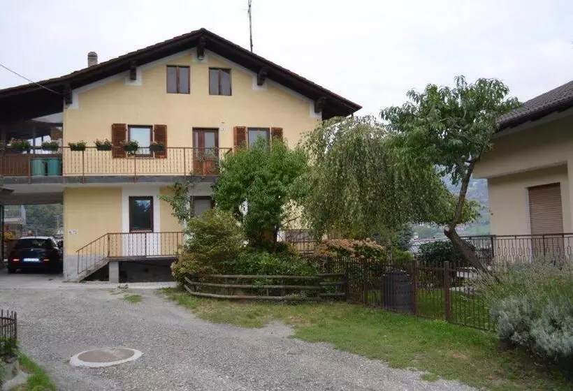 Majatalo Camera Fenis