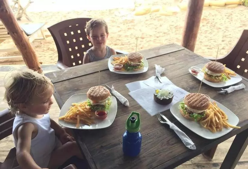 Majatalo Dream Cabana