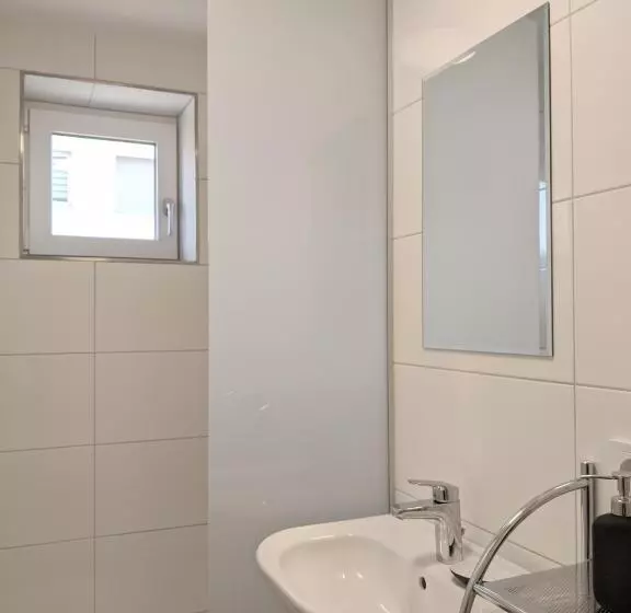 ペンション Monteurzimmer In Ludwigshafen Oppau   Nähe Zu Basf