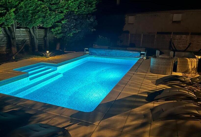 פנסיון Relais De Poste Des Templiers