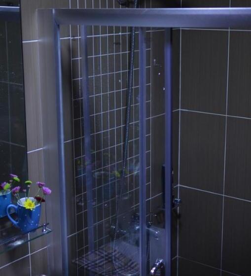 پانسیون Zaya Guest House