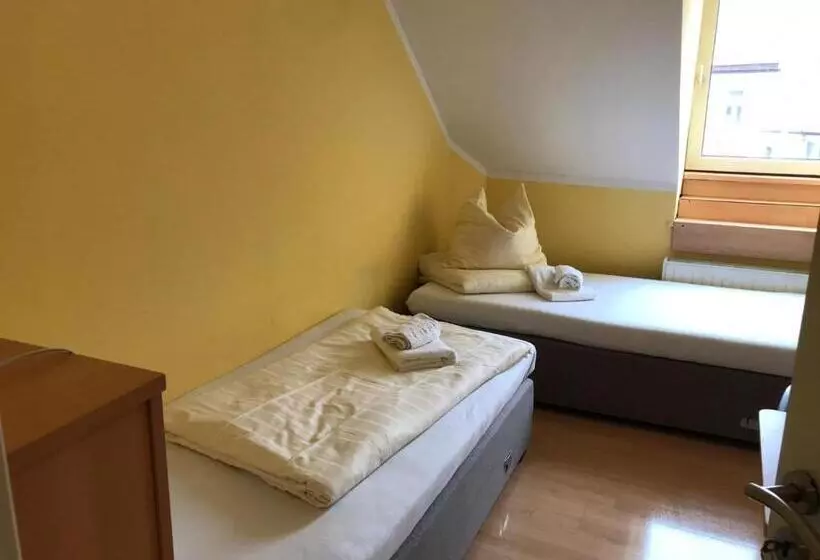 Majatalo Zweibettzimmer