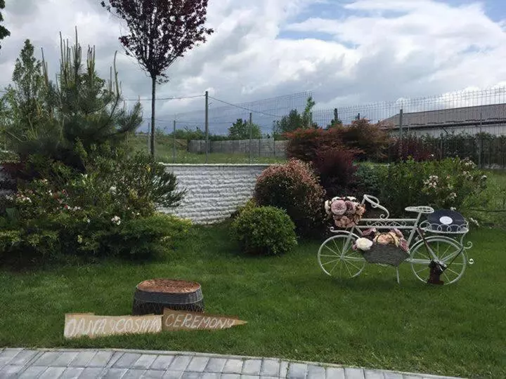 هاستل Pension Hanul Andritei