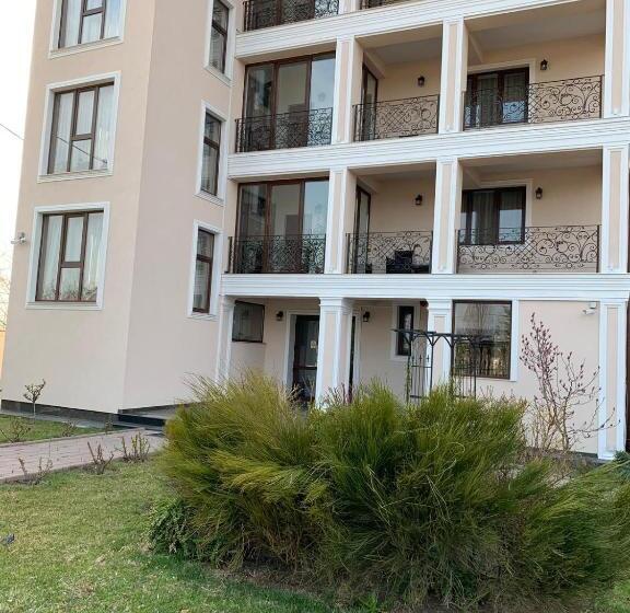 هاستل Pension Hanul Andritei