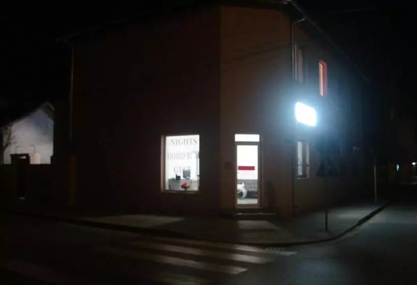 Retkeilymaja Radi Inn