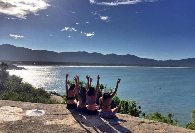 Barra Surf Hostel Florianopolis