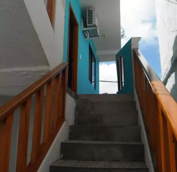 تختخواب و صبحانه Casa De Celeste