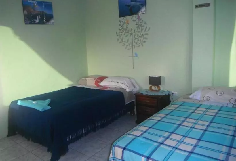 تختخواب و صبحانه Casa De Celeste