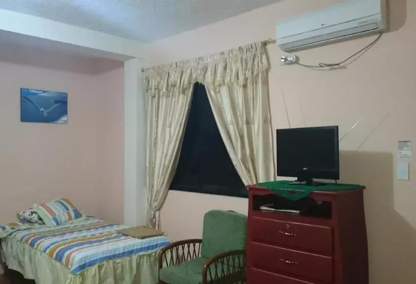 تختخواب و صبحانه Casa De Celeste