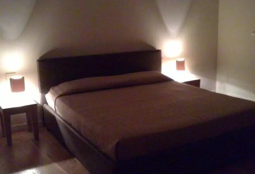 Aamiaismajoitus (B&B) Dimora Di Charme Cassaro 168