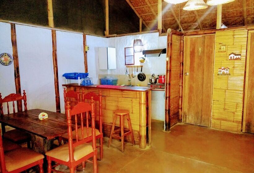 Guacamayo Bed & Breakfast