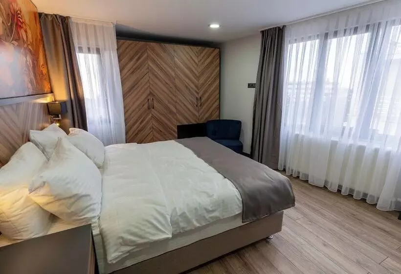 Hostelli Yusufhan  Suites