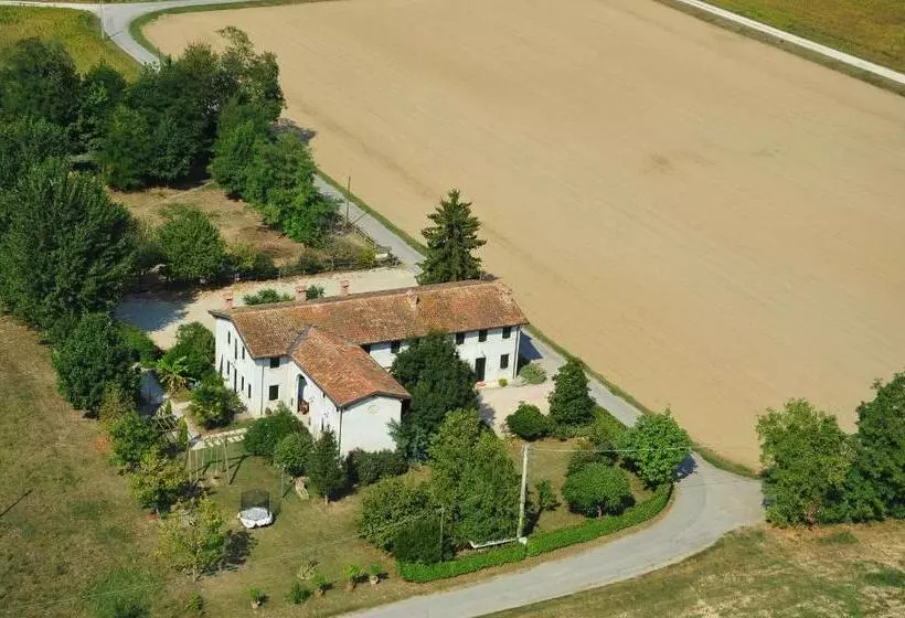 ホテル Agriturismo La Prateria