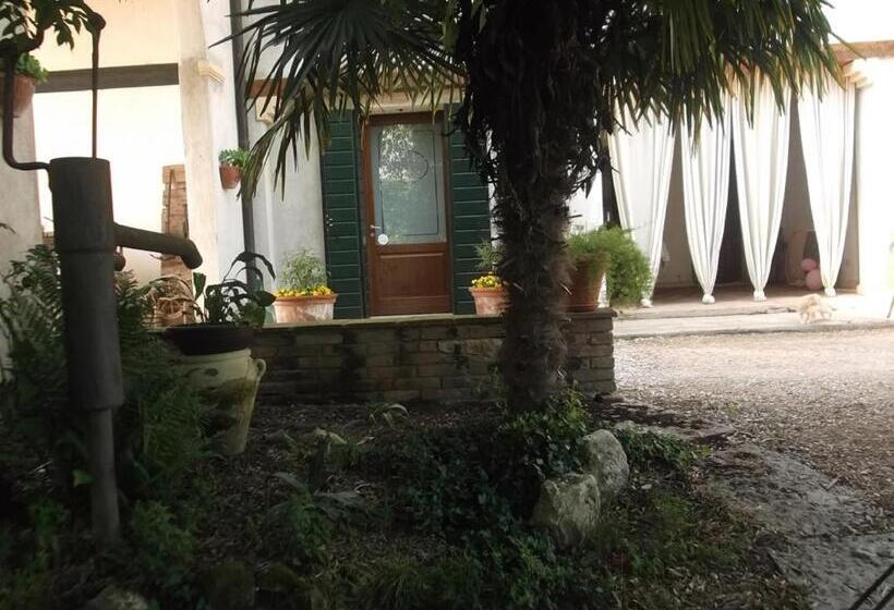 فندق Agriturismo La Prateria