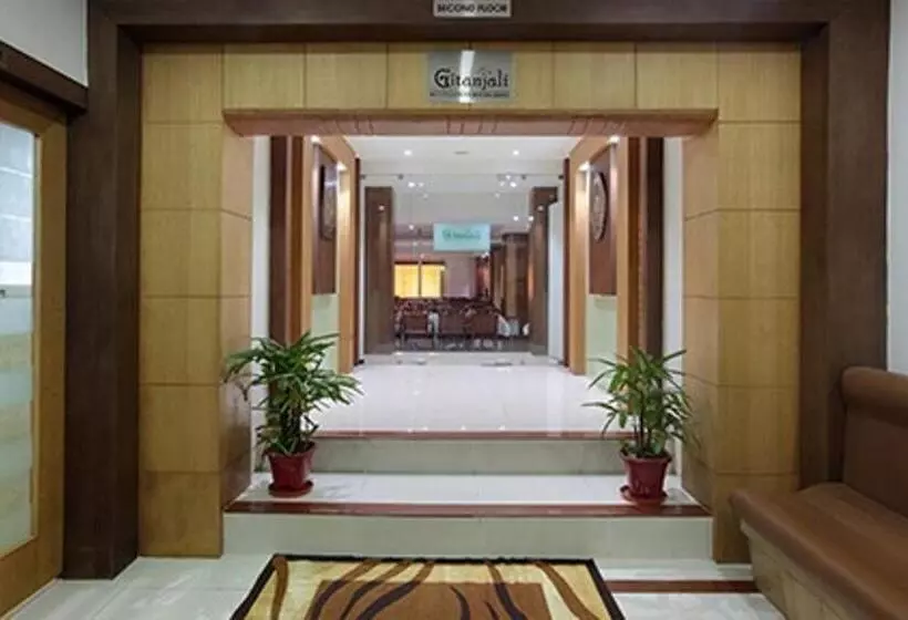 ホテル Anjali Park